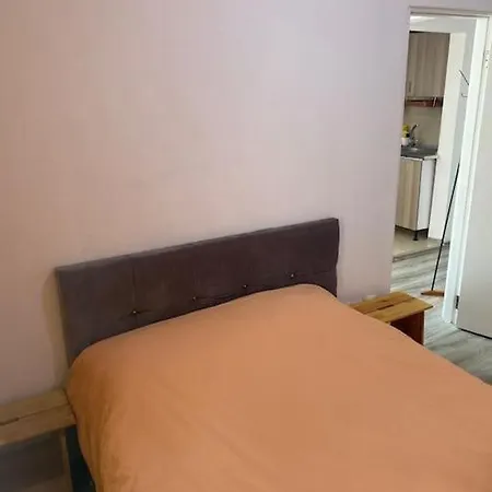 Sans 2 Apartment
