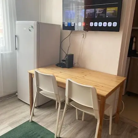 Sans 2 Apartment