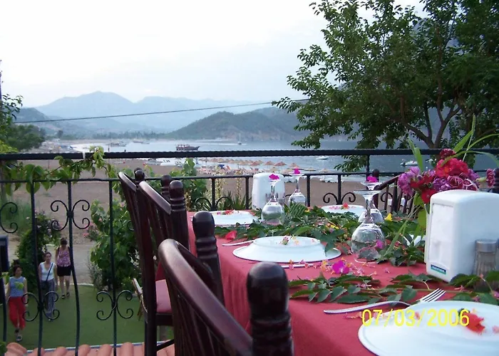 Adrasan Hotel אדראסן